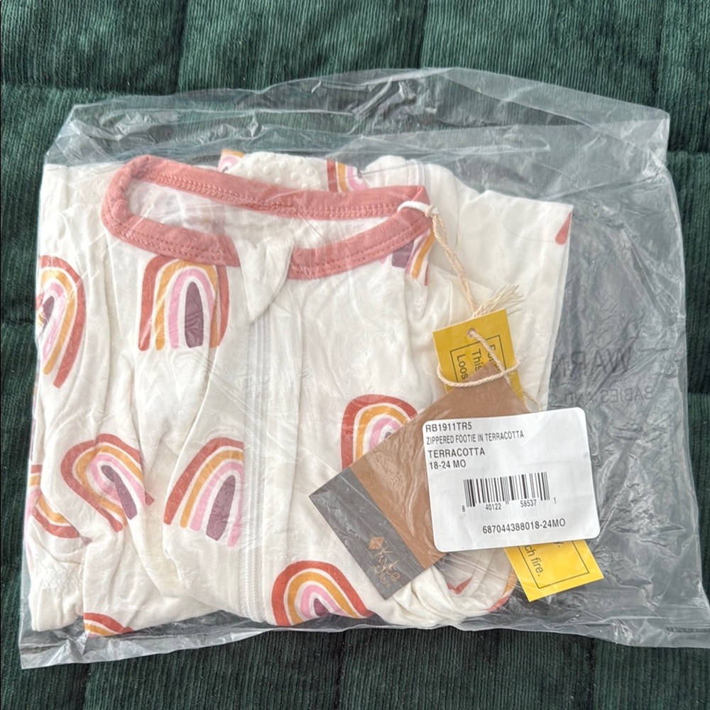 Kyte baby terracotta rainbow footie